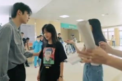 娱乐吃瓜爱草,吃瓜、爱草与娱乐热点追踪