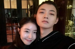 娱乐圈吃瓜壁纸高清下载,高清下载，一网打尽明星幕后故事